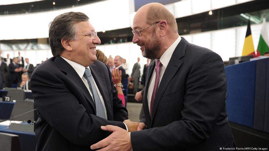 Martin Schulz et le président de la Commission, José Manuel Barroso, au Parlement européen, en 2014. © AFP